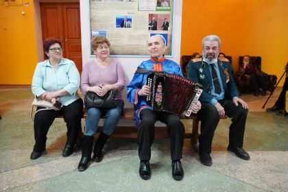 «Русский лад» проводит областной песенный конкурс самодеятельных коллективов «Поклонимся великим тем годам»